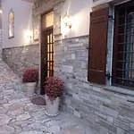 Marousos 波尔塔里亚