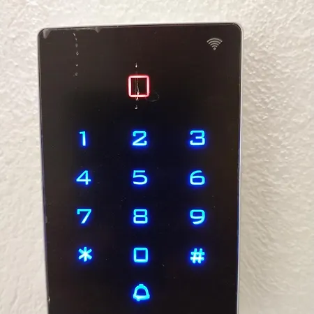 Marousos Central Guesthouse *