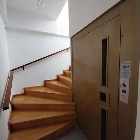 Marousos Central Guesthouse Apartment