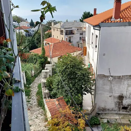 Marousos Central Guesthouse Apartment