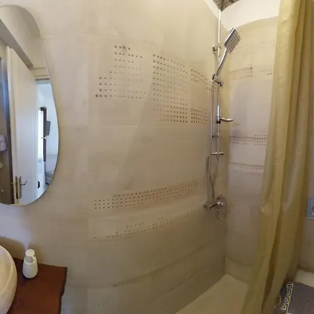 Marousos Central Guesthouse