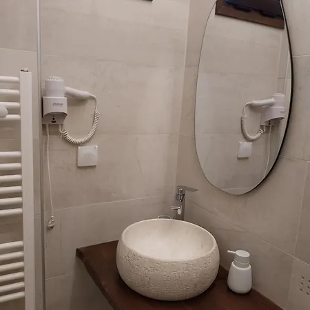 Apartment Marousos *
