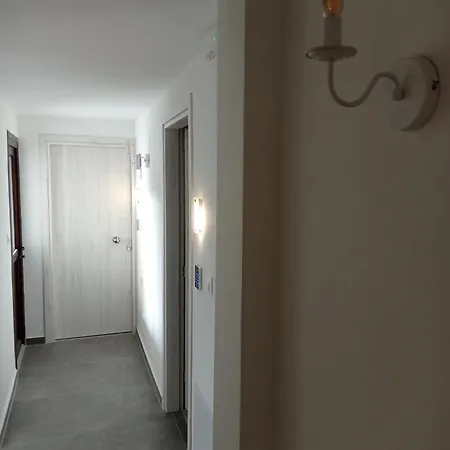 Apartment Marousos