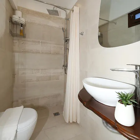 Marousos Apartment *