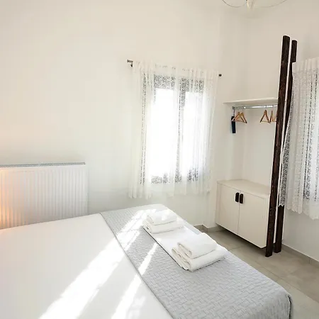 Marousos Central Guesthouse Apartment *