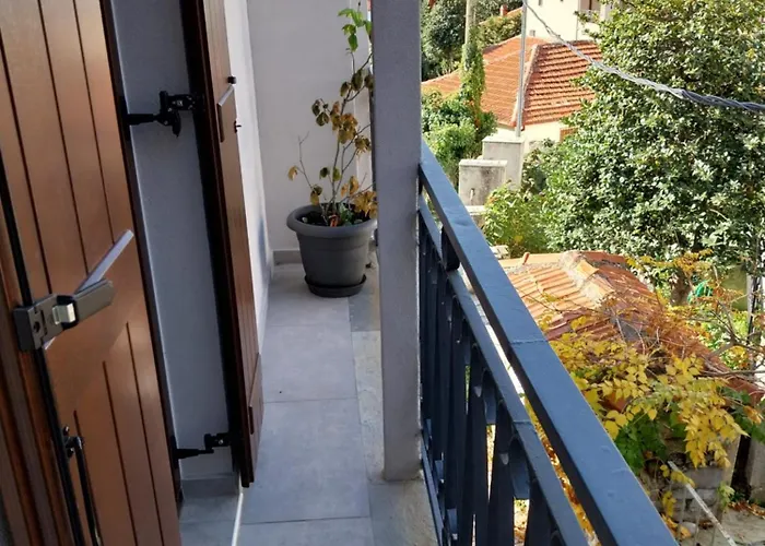 Marousos Apartament Portariá