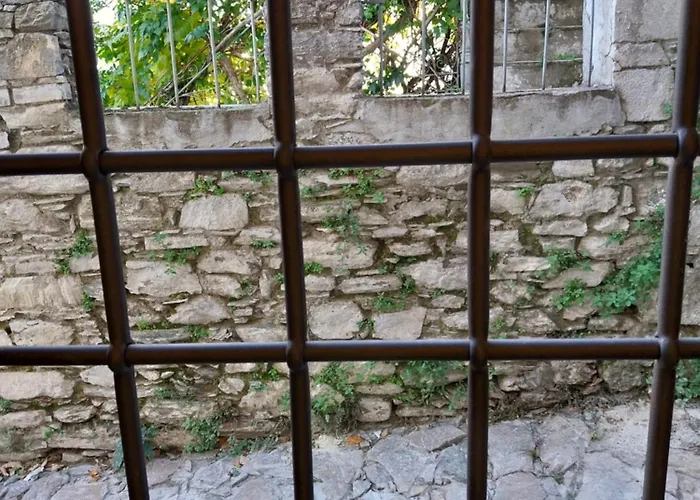 Marousos Apartament *